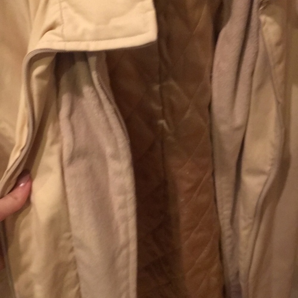 Weatherproof Jacket - Picture 4 of 4